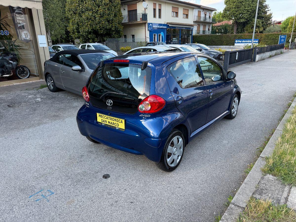 TOYOTA - Aygo - 12V VVT-i 5 porte Blue AUTOMATICA