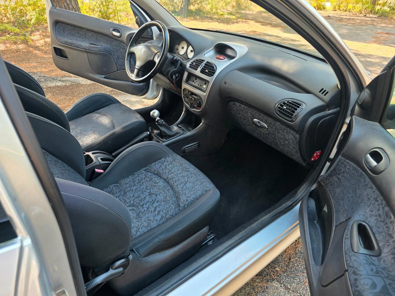 Peugeot 206 1.4 3p. Geosat