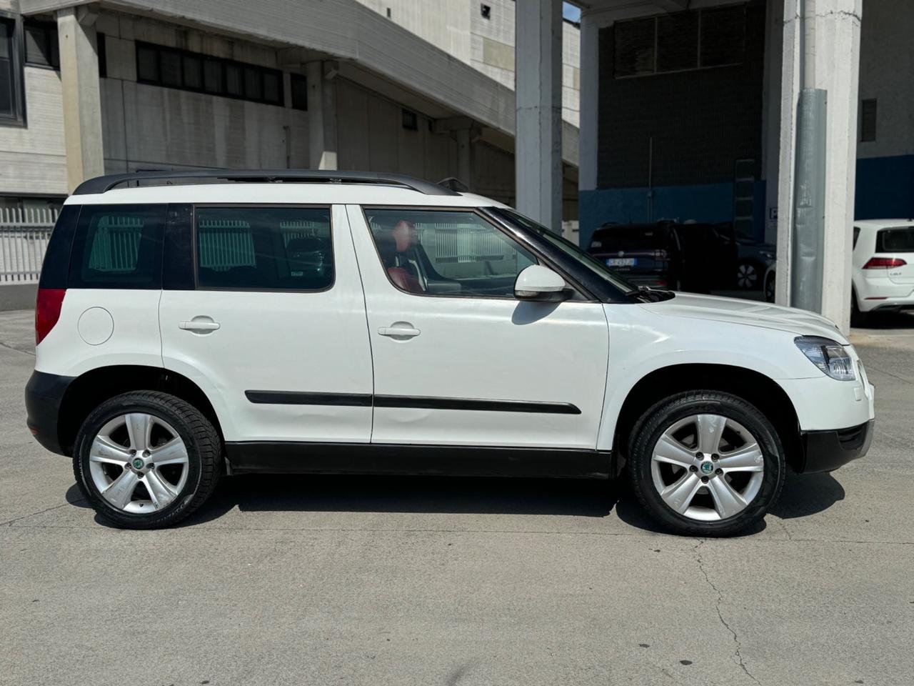 Skoda Yeti 2.0 TDI 110CV 4x4 2011 TETTO,PELLE..