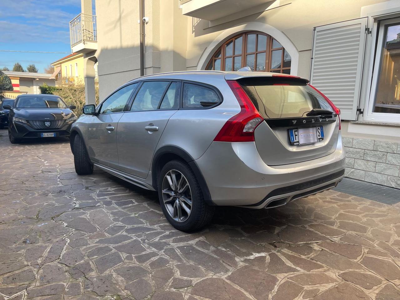 Volvo V60 2.0 D3