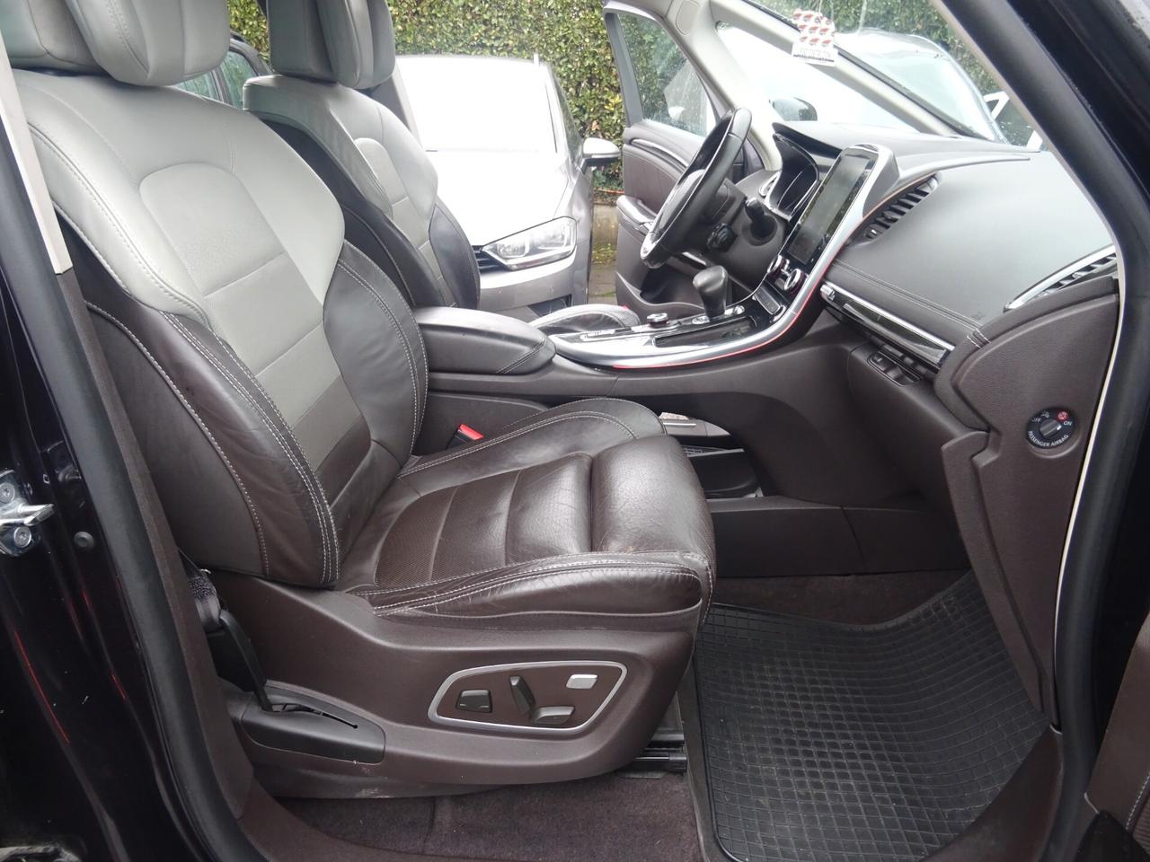 Renault Espace dCi 160CV EDC Energy Initiale Paris 4Control