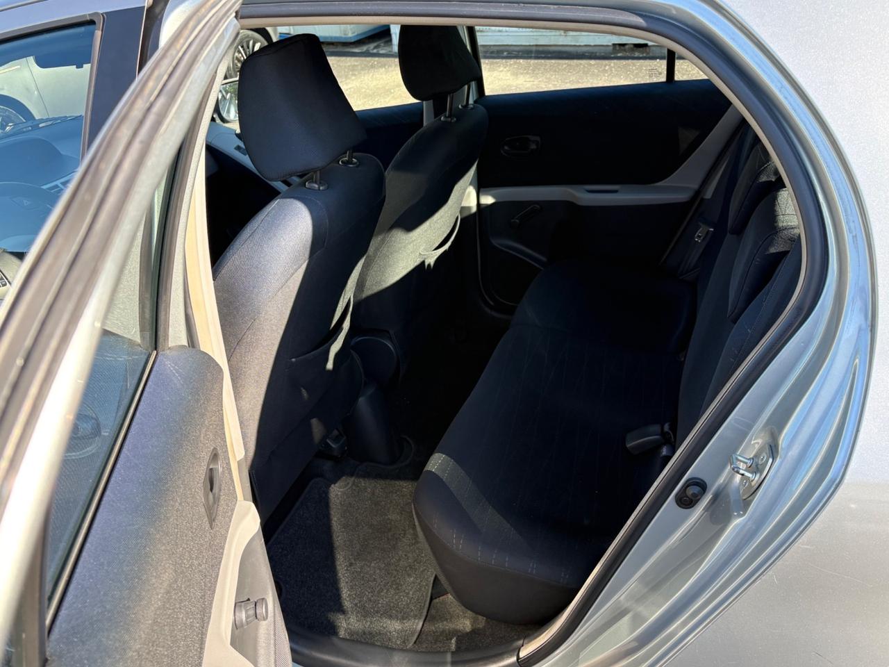 Toyota Yaris 1.3 5 porte Sol