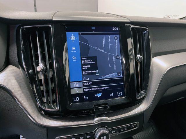 VOLVO XC60 2.0 D4 R-DESIGN AWD GEARTRONIC