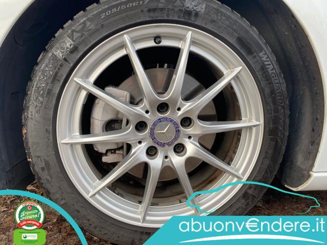 MERCEDES-BENZ A 180 Automatic Sport