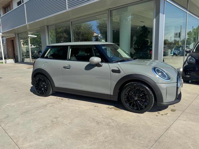 MINI Mini 1.5 One Essential cerchi da 17?