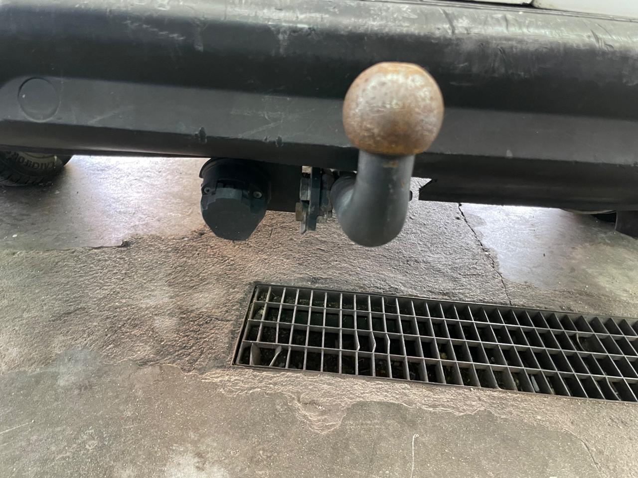 Fiat Doblo 1.9 JTD 105 cv con gancio traino