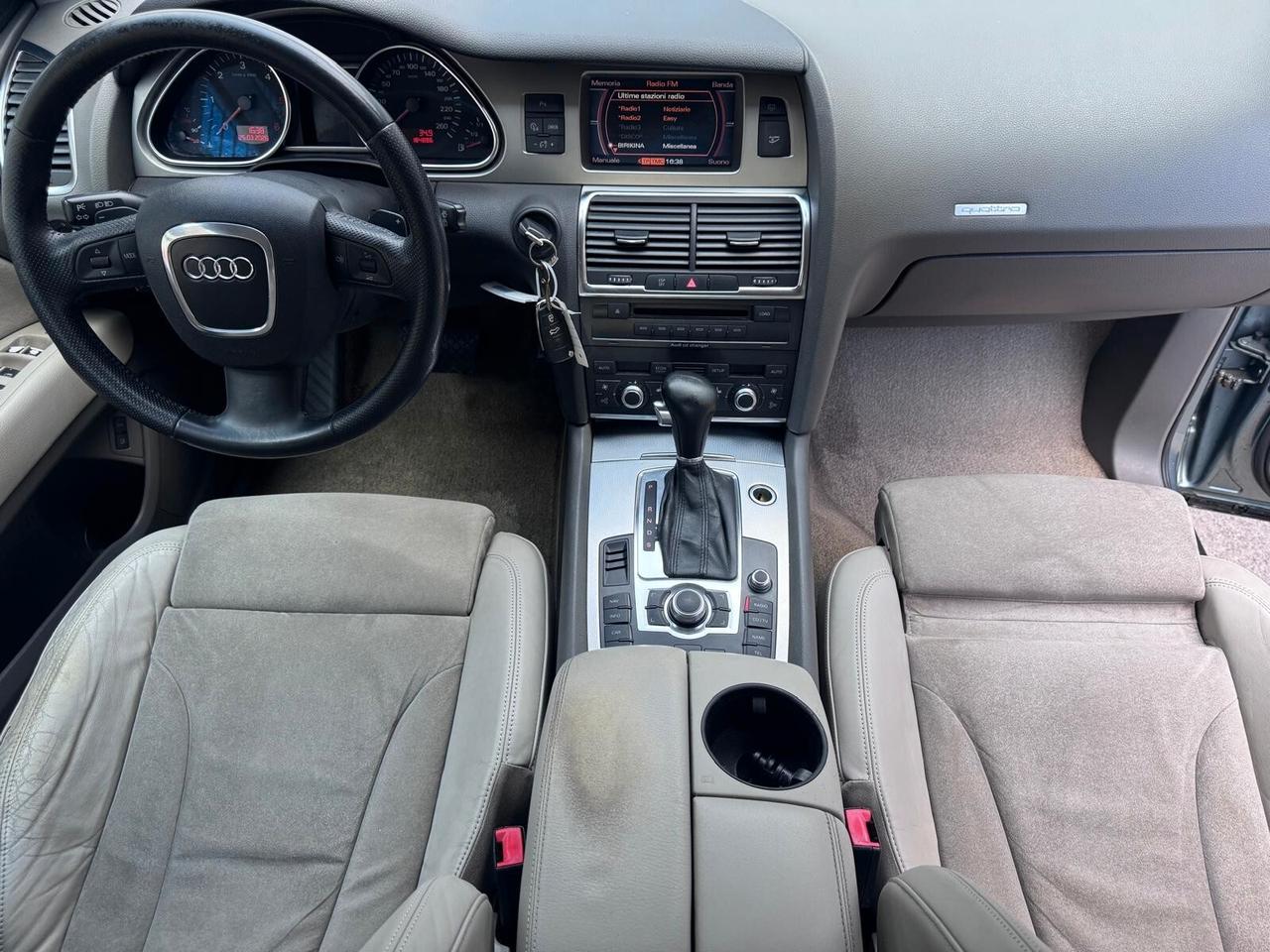 Audi Q7 3.0 V6 TDI 233CV quattro tiptronic