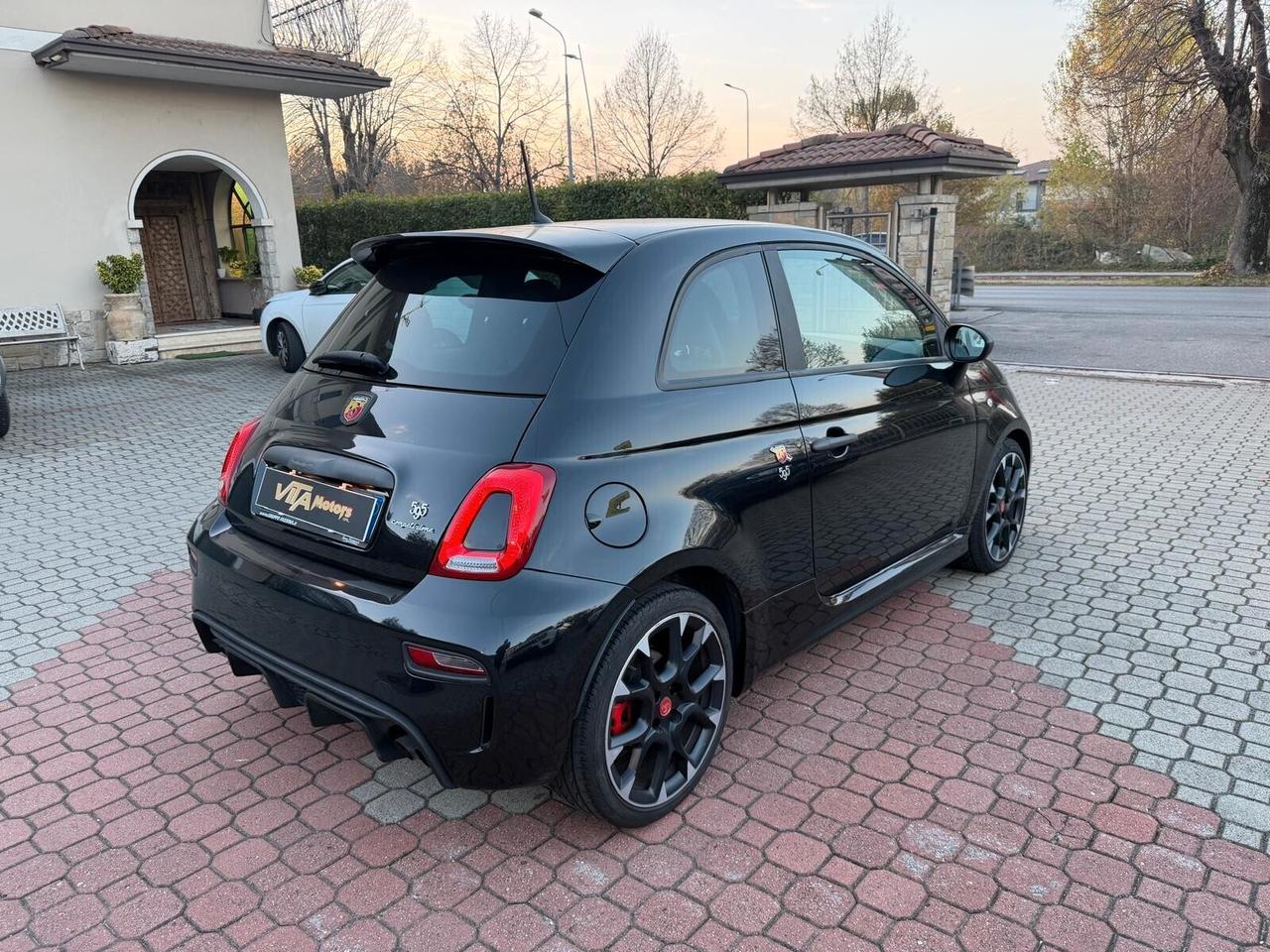 Abarth 595 1.4 Turbo T-Jet 180 CV Competizione