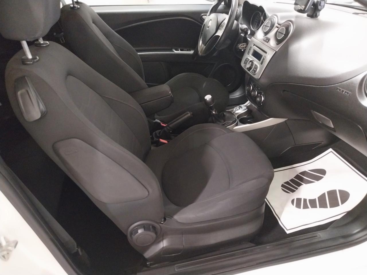 Alfa Romeo MiTo 1.3 JTDM-2 95 CV S&S DISTINCTIVE SPORT PACK