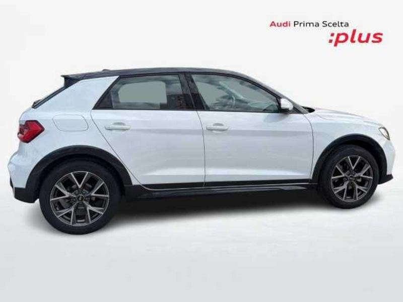 Audi A1 II 2019 Citycarver 30 1.0 tfsi Admired 110cv