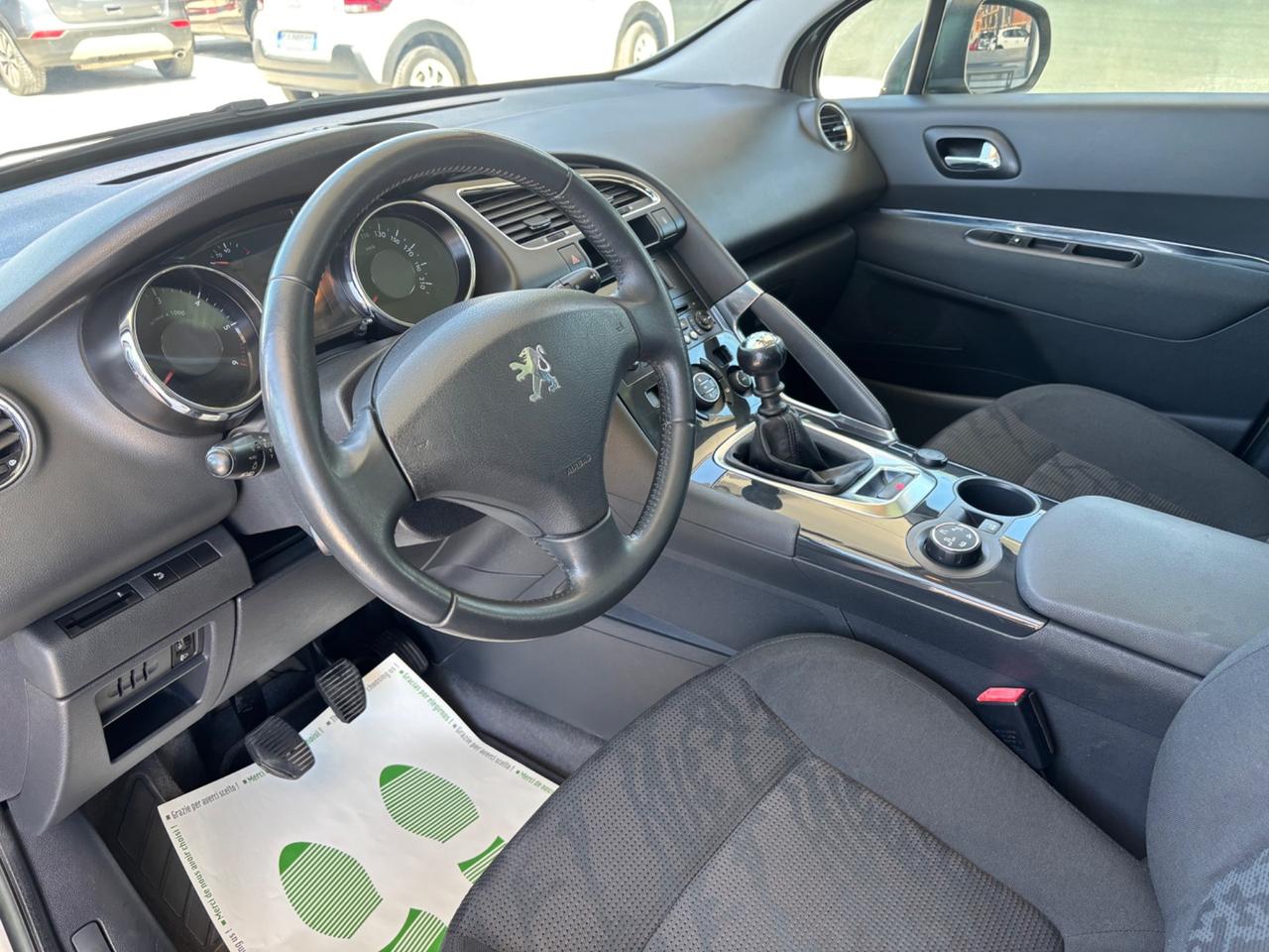 Peugeot 3008 1.6 HDi 112CV Allure