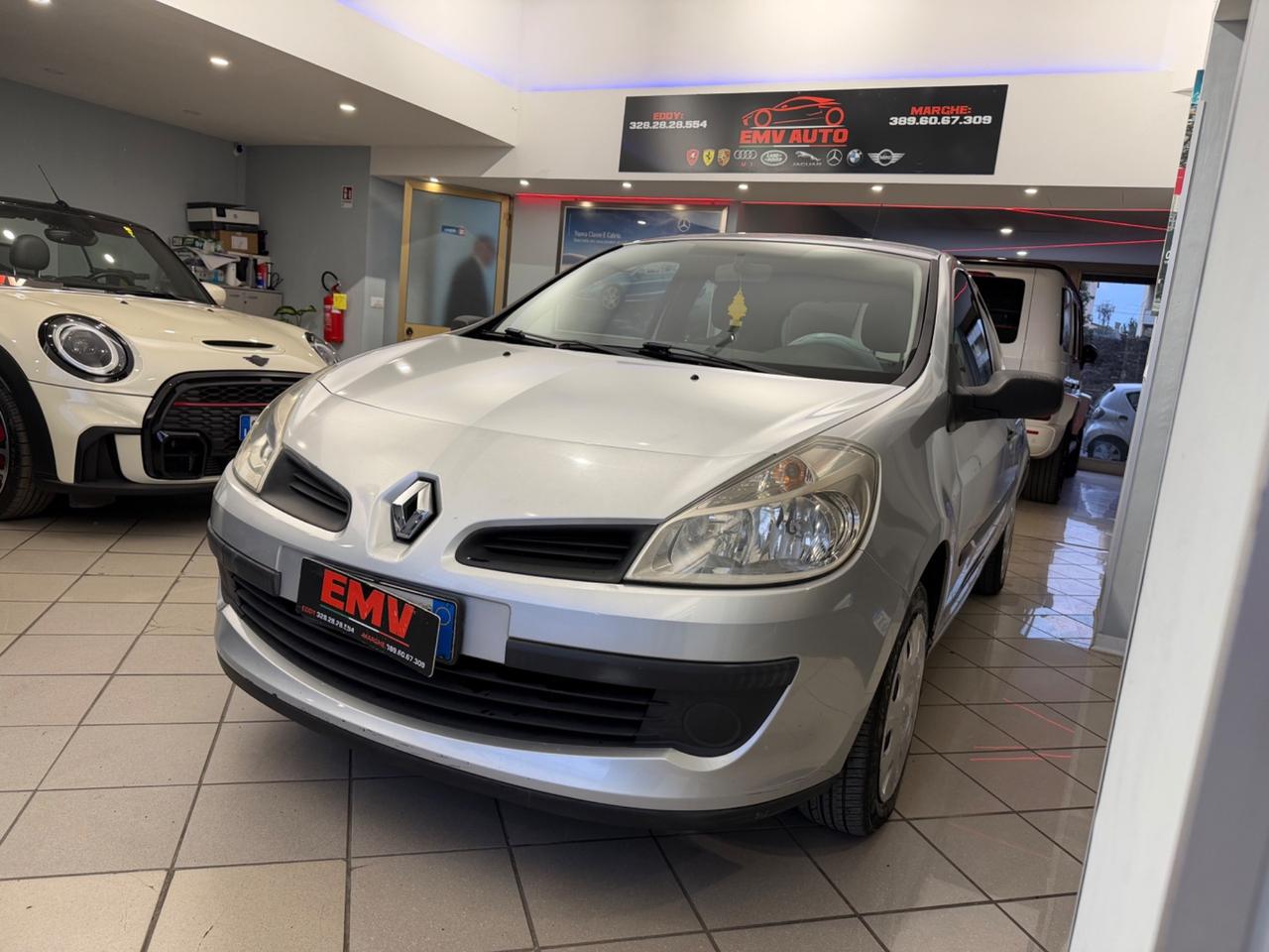 Renault Clio 1.2 75CV 3 Porte ok neopatentati
