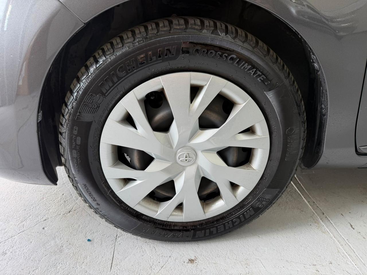 Toyota Yaris 1.5 Hybrid 5 porte Active