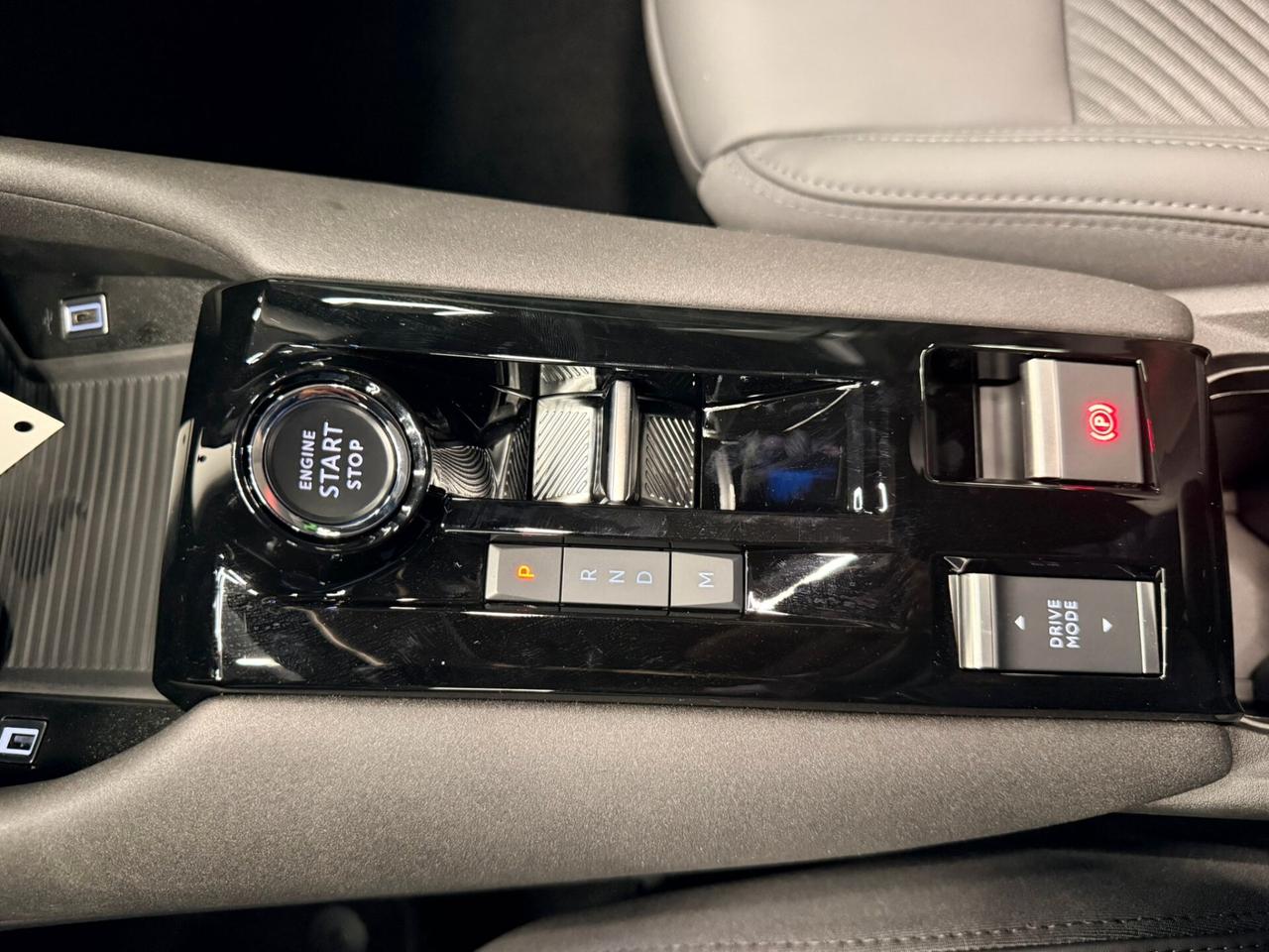 Alfa Romeo Junior 1.2 145 CV Hybrid eDCT6 Speciale