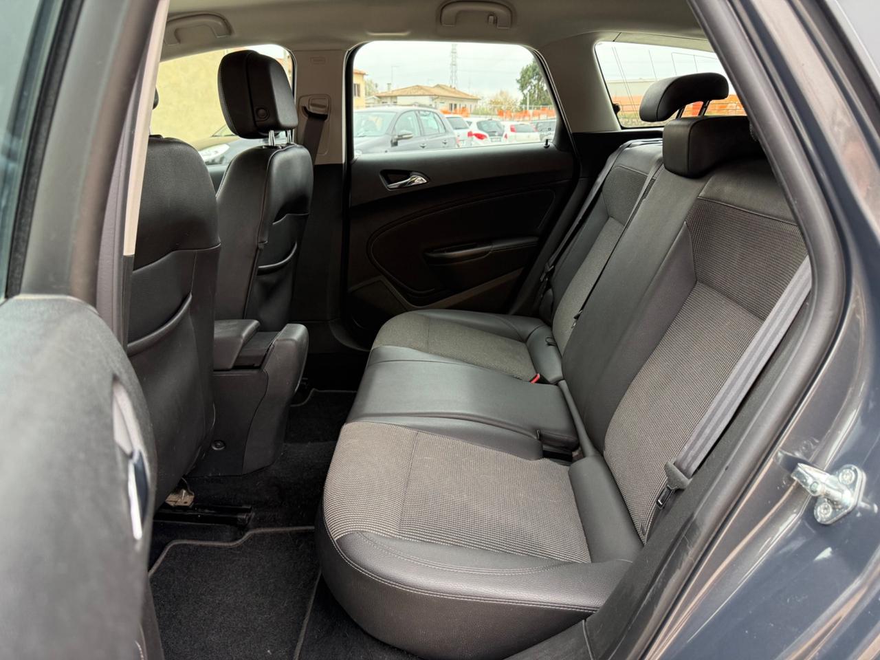 Opel Astra 1.7 CDTI 130CV 5 porte Cosmo