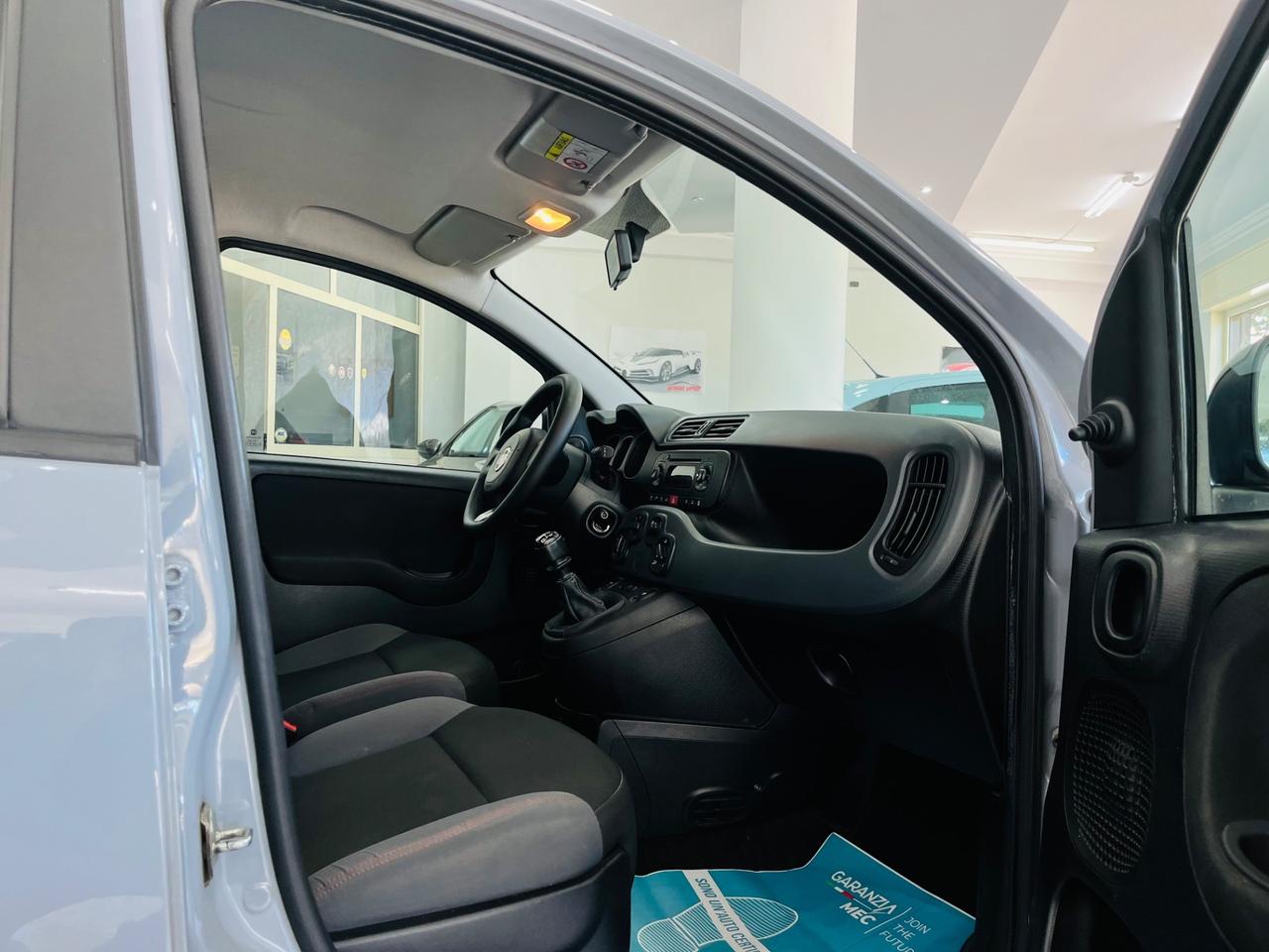 Fiat Panda 1.2 benzina 69cv anno 2018 italiana