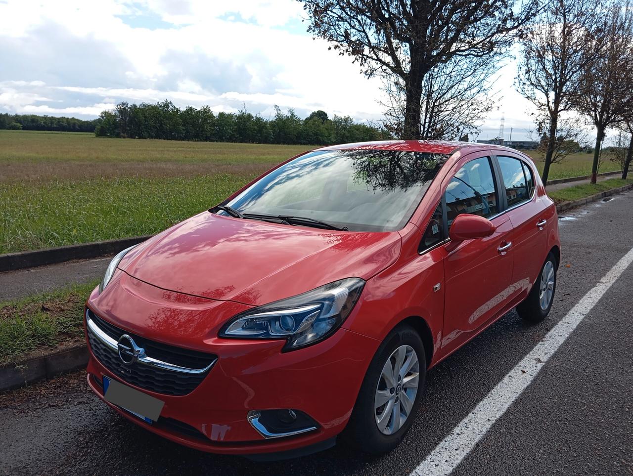Opel Corsa 1.4 5 porte Cosmo Permute