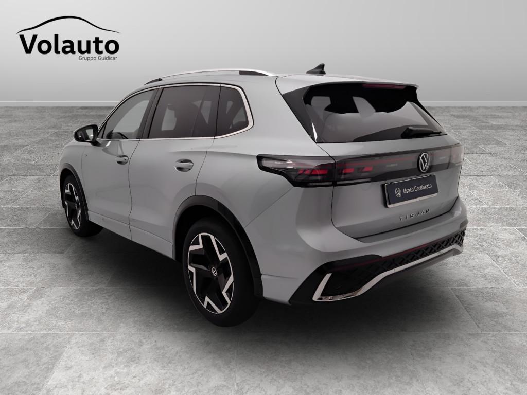 VOLKSWAGEN Tiguan III 2024 - Tiguan 2.0 tdi R-Line 150cv dsg