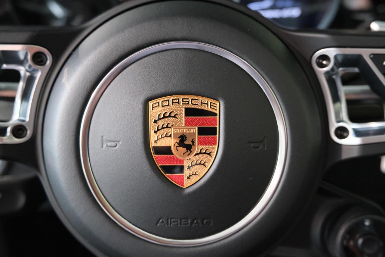 Porsche 911 Cabrio 3.0 Carrera GTS