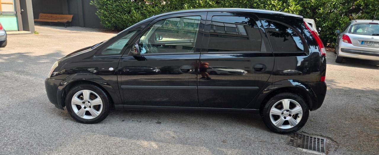 Opel Meriva 1.4 16V Cosmo