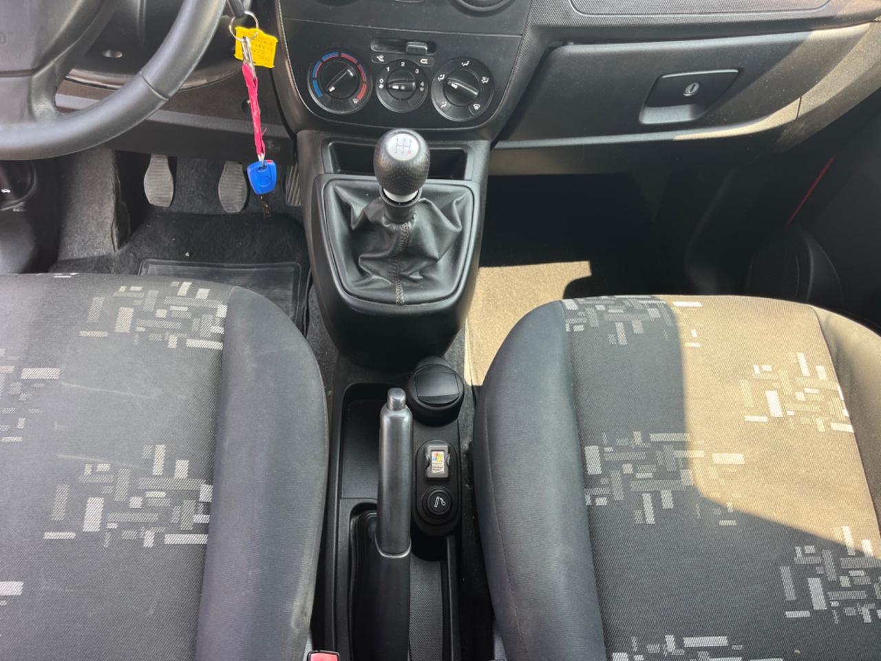Fiat Qubo 1.3 MJT 75 CV Trekking