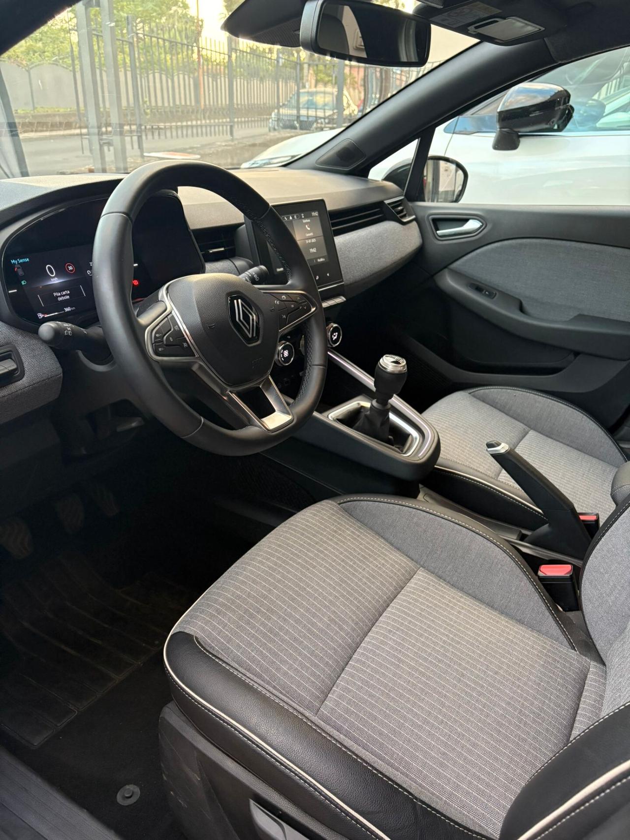 Renault Clio TCe 90 CV 5 porte Techno