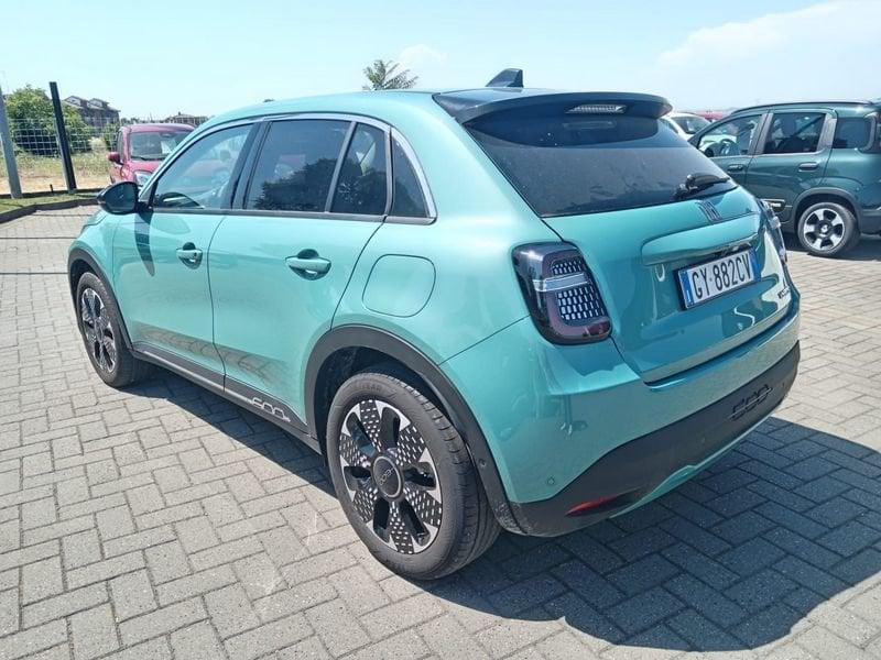 FIAT 600 1.2 Hybrid 100cv La Prima