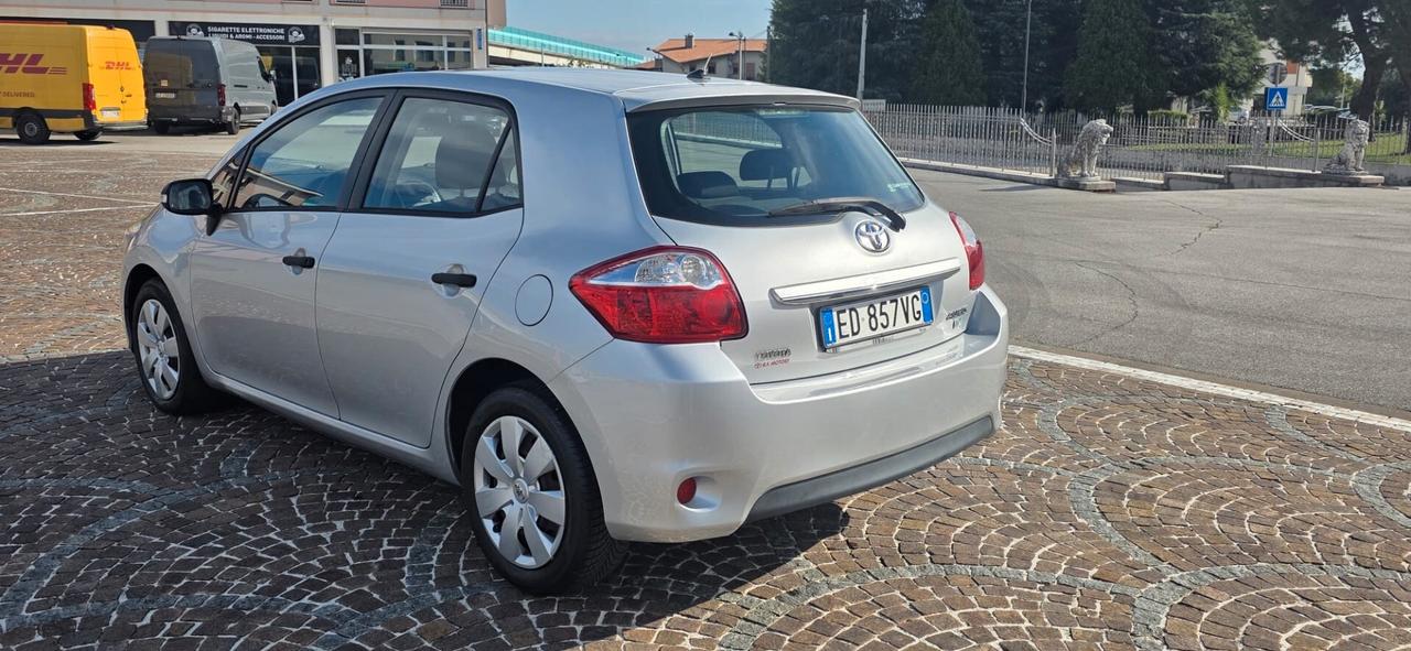 Toyota Auris 1.4 D-4D 5 porte Sol