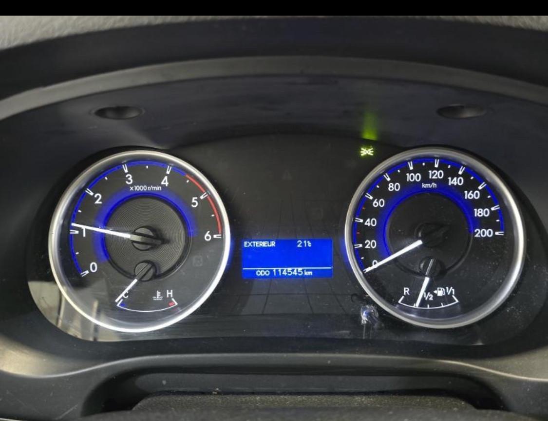 Toyota Hilux 2.4 D-4D 4WD 4 porte Double Cab Executive