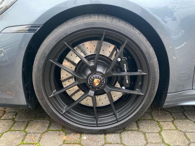 Porsche 911 911 Targa 4 GTS 541 CV (992.2)