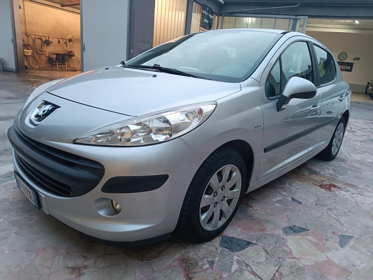 Peugeot 207 1.4 GPL garanzia