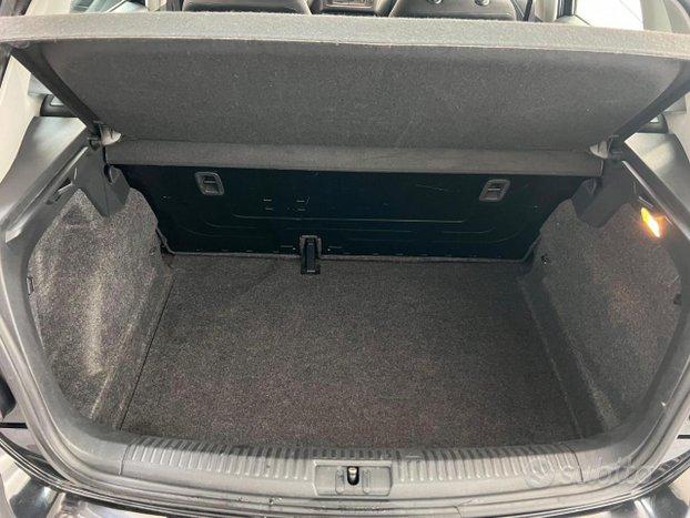 VOLKSWAGEN Polo 1.0 MPI 5p. Trendline - UNIPROP,