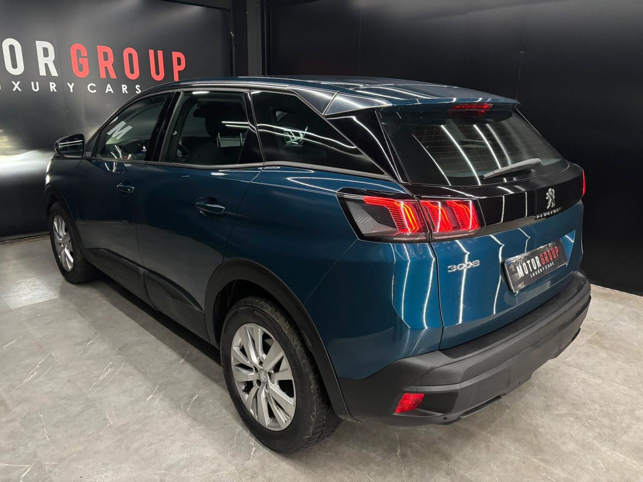 Peugeot 3008 1.5 BlueHDi 130 S&S EAT8 Active Business