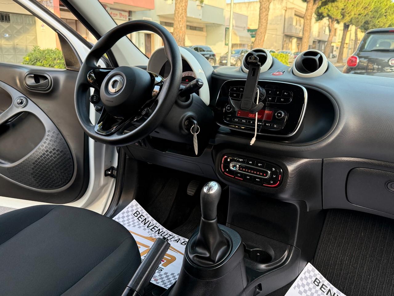 Smart ForFour 70 1.0 Passion *LED - 2019