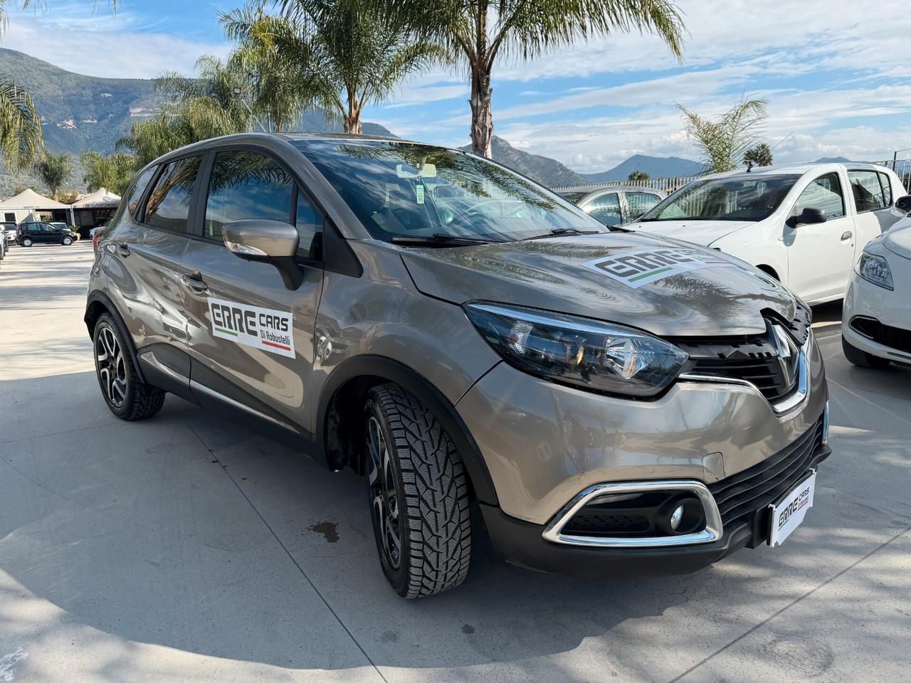 RENAULT CAPTUR 2014 900 BENZINA 90 CV *LEGGI