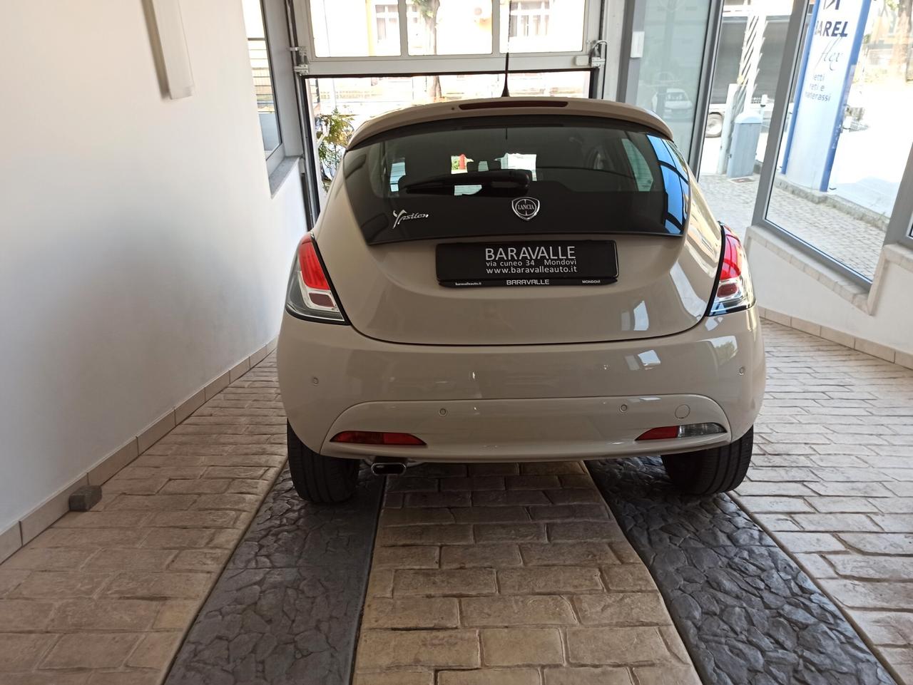 Lancia Ypsilon 1.2 69 CV 5 porte S&S Gold