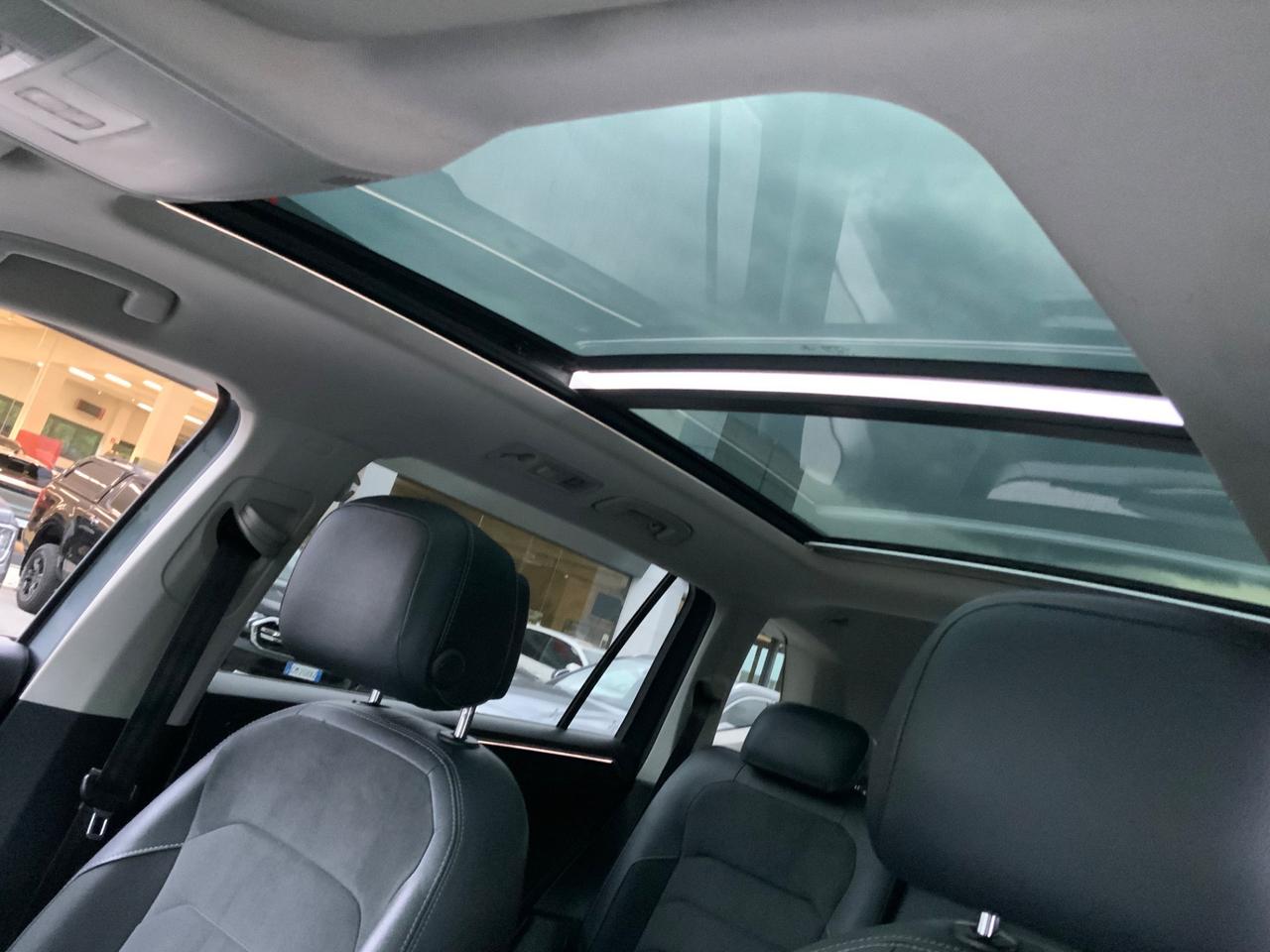 Volkswagen Tiguan Allspace 2.0 TDI SCR DSG 4MOTION Advanced BMT TETTO.