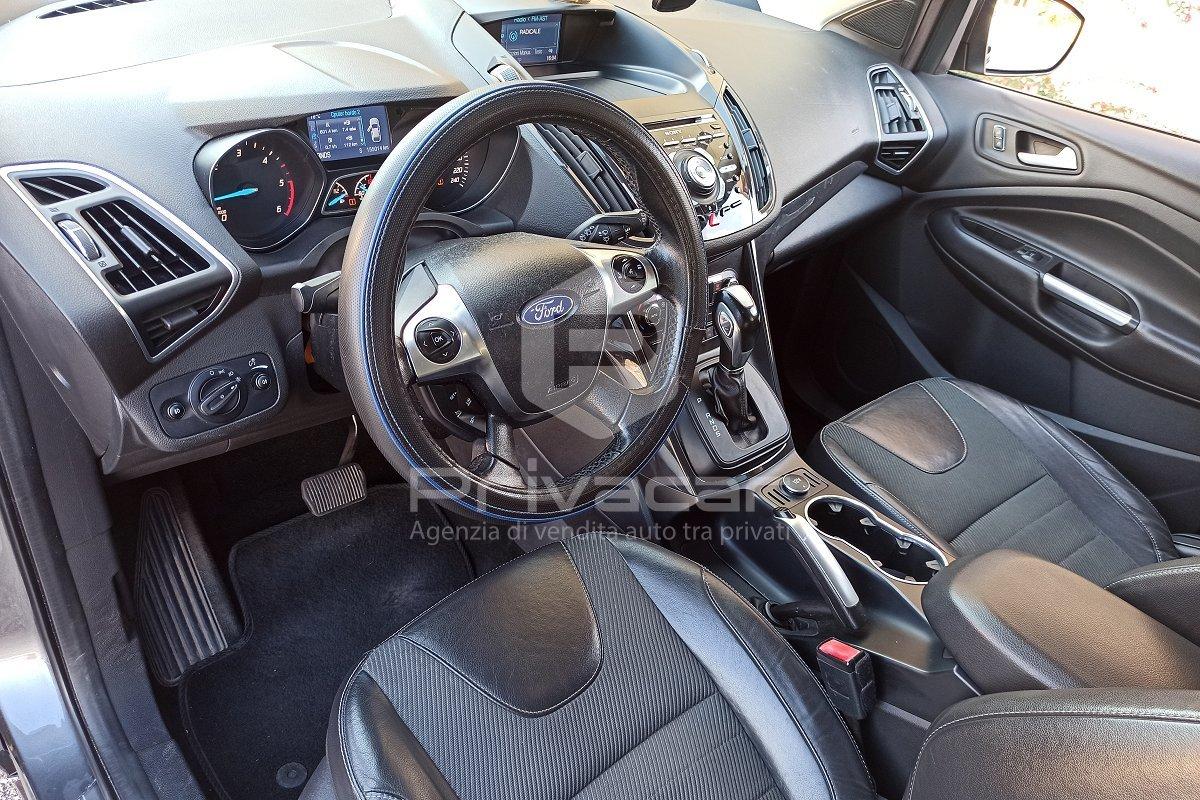 FORD Kuga 2.0 TDCI 150 CV S&S 4WD Powershift Titanium