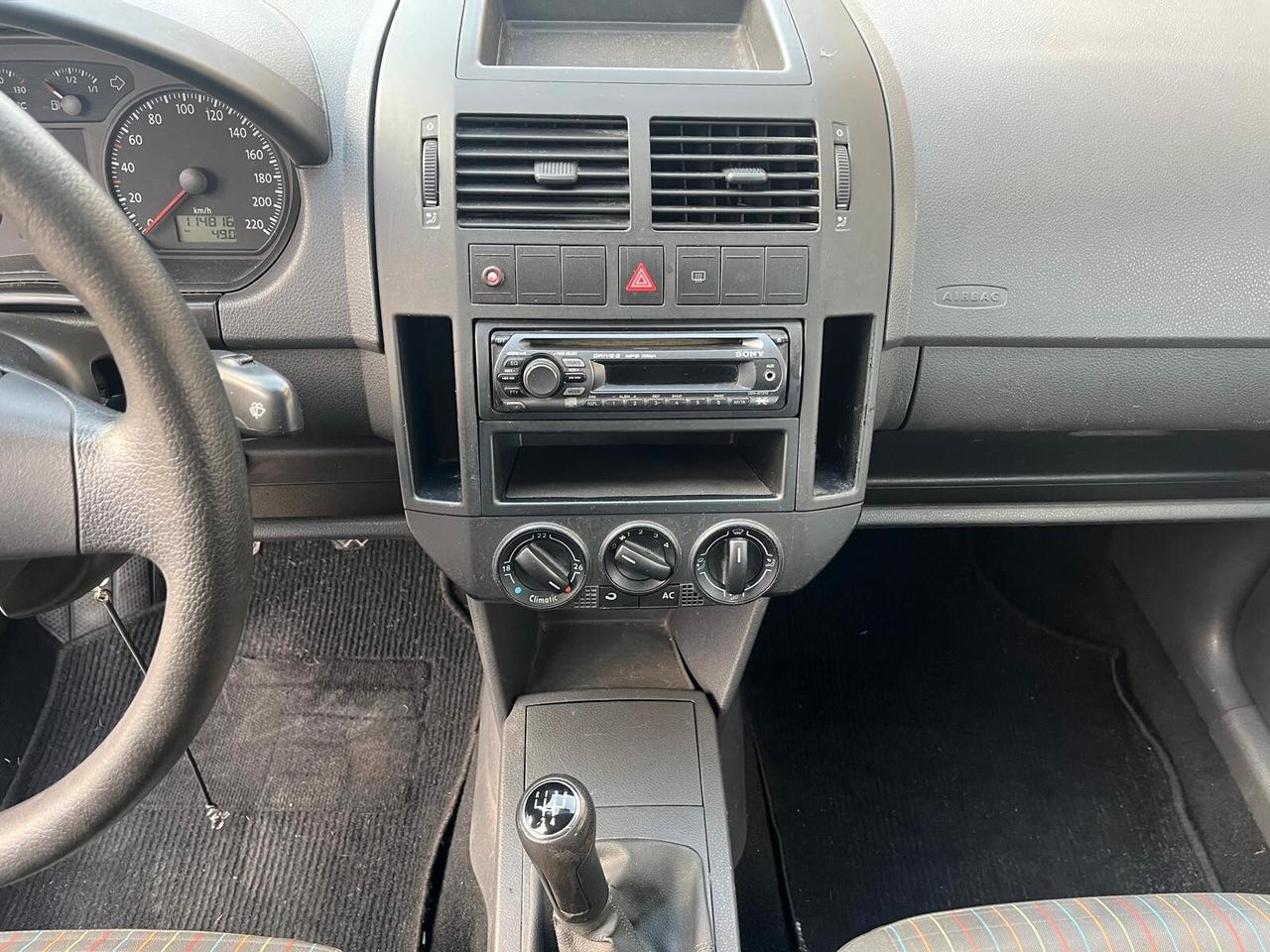 Volkswagen Polo 1.2/60CV 5p. Trendline