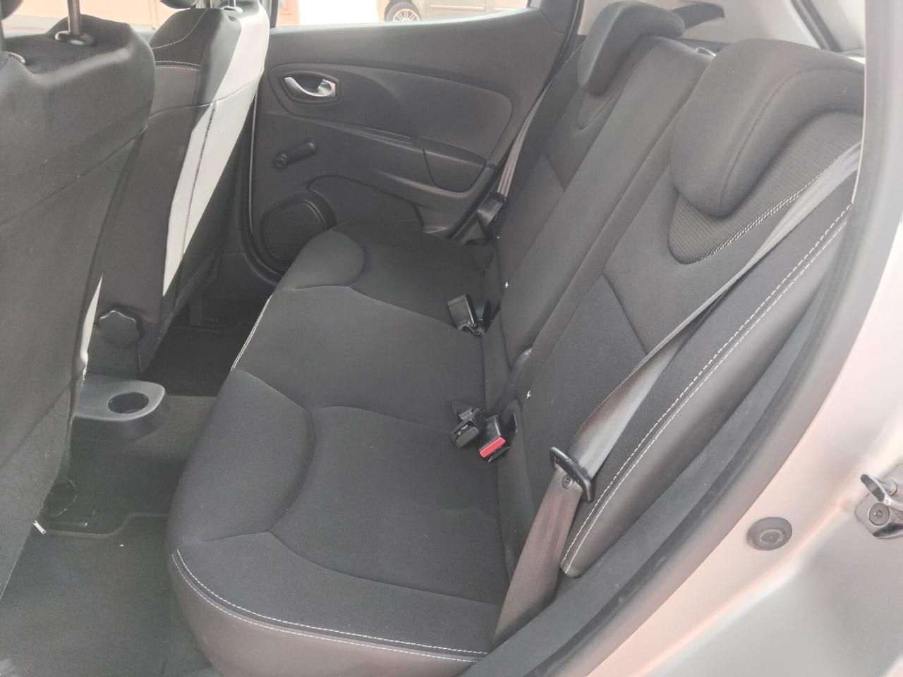 RENAULT CLIO 1.5 DCI 2015 ACCETTO PERMUTA