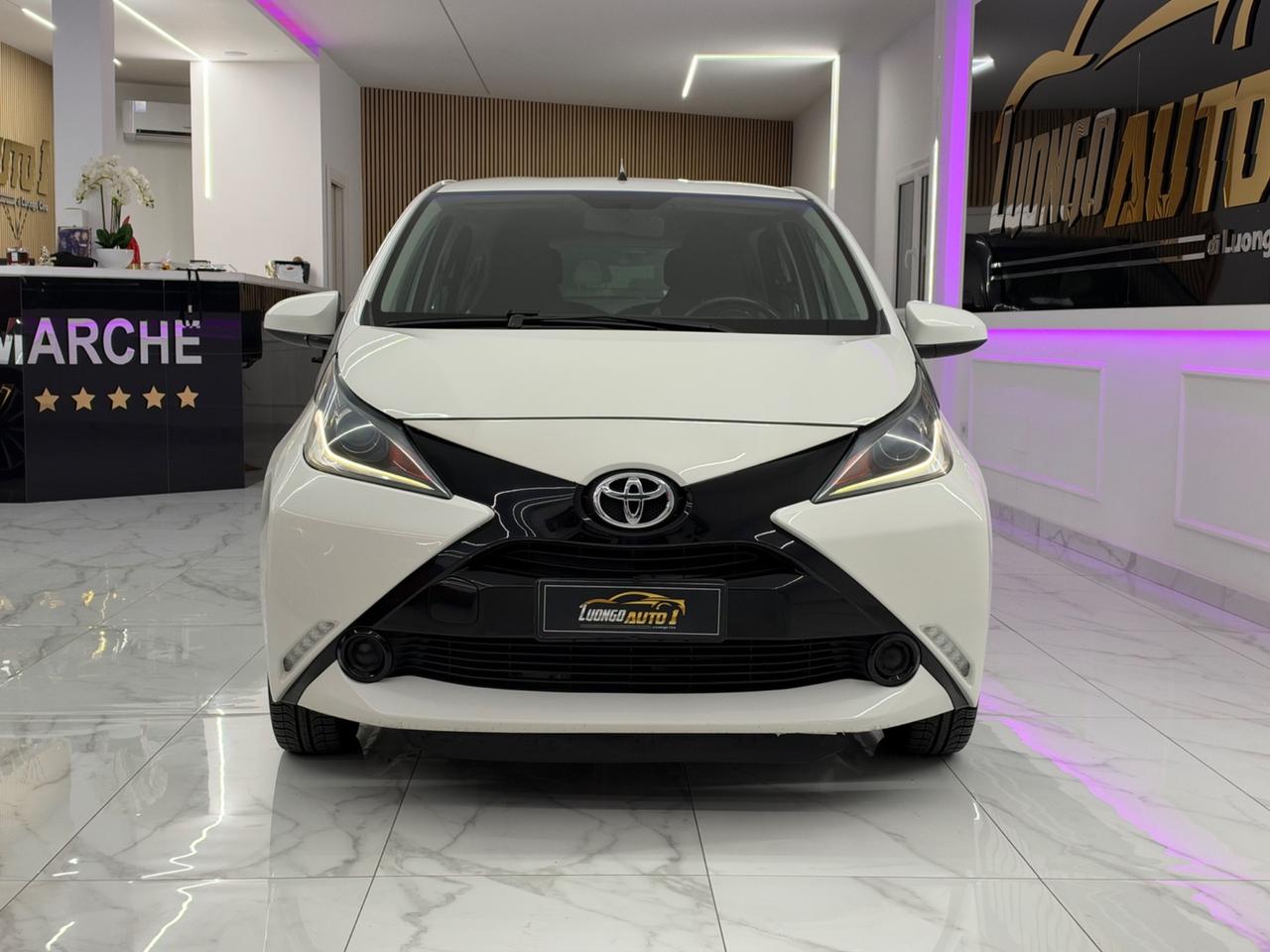 Toyota Aygo 1.0 69CV x-clusiv Full Opt Car-Play