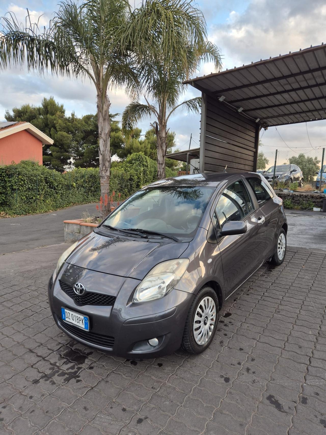 Toyota Yaris 1.4 D-4D DPF 3 porte M-MT Sol