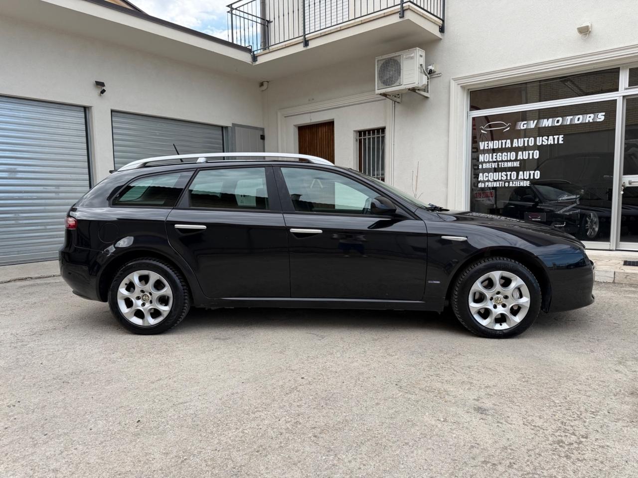 Alfa Romeo 159 1.9 JTDm 16V Sportwagon Distinctive