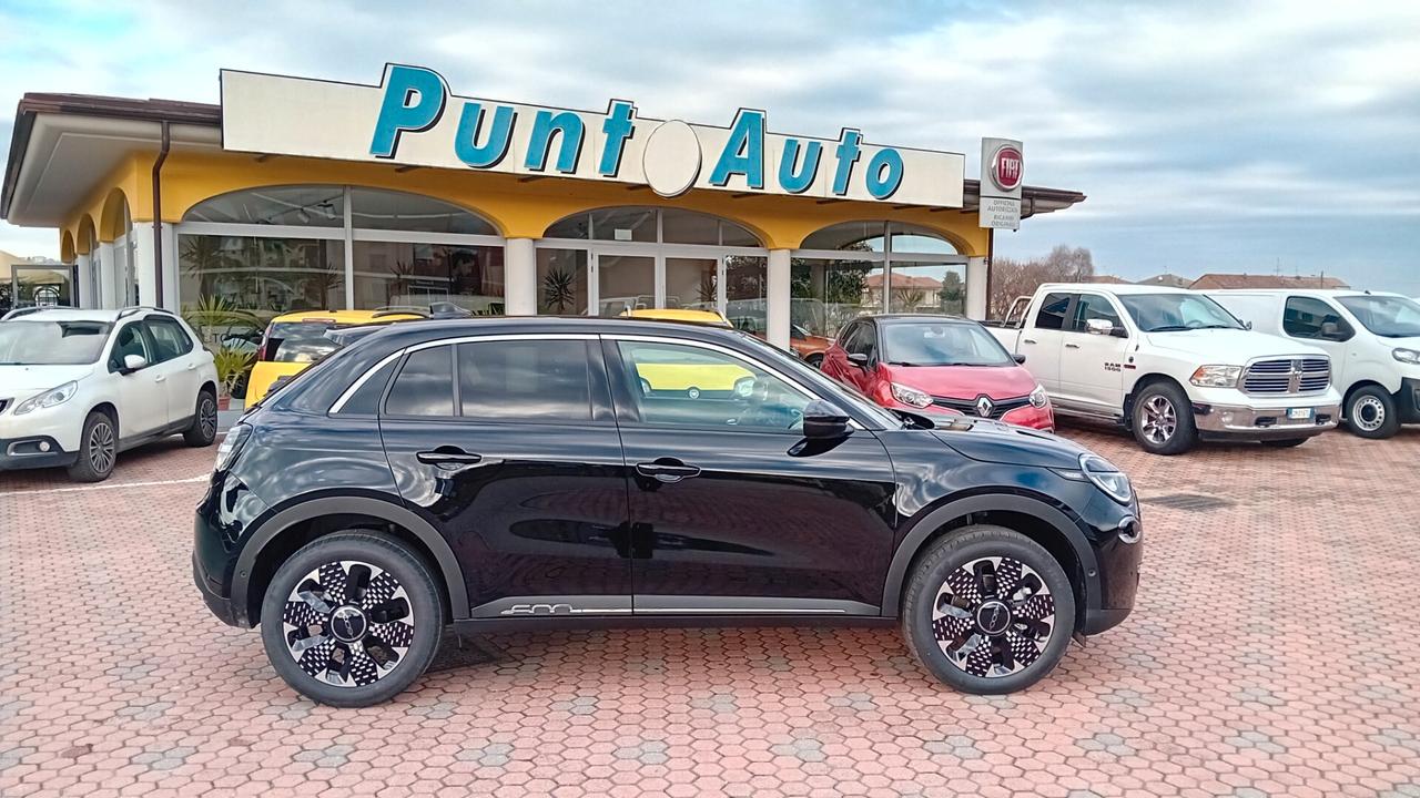 Fiat 600 1.2 Hybrid 145 CV DCT MHEV La Prima * SENZA VINCOLO DI FINANZIAMENTO*