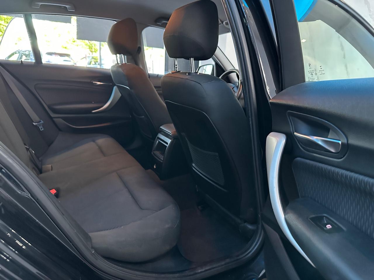 Bmw 116 116d 5p. Urban
