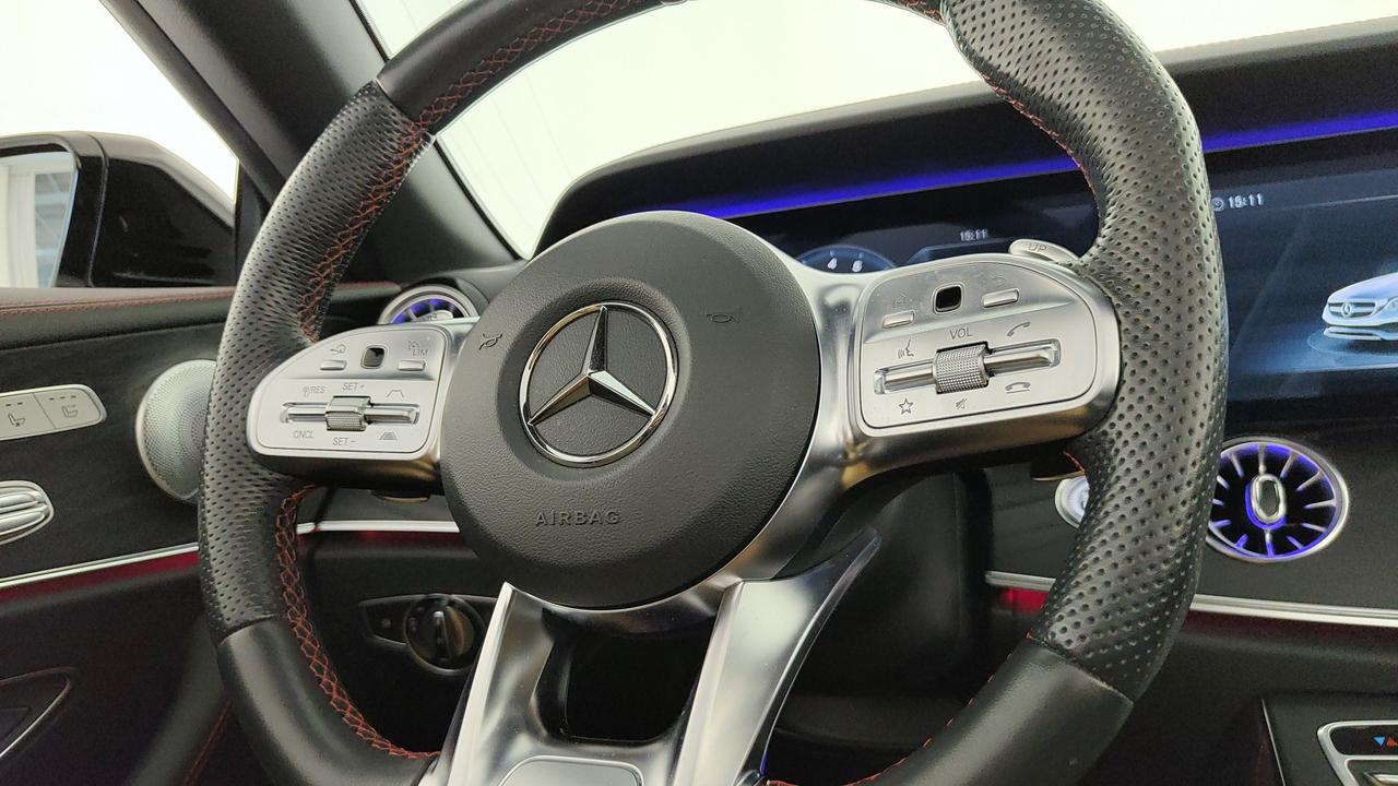 Mercedes-Benz E Cabrio 53 AMG eq-boost 4matic + auto