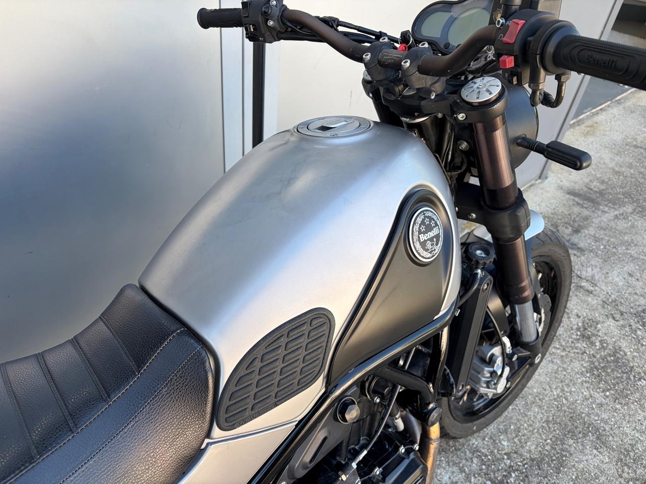 Benelli Leoncino 500