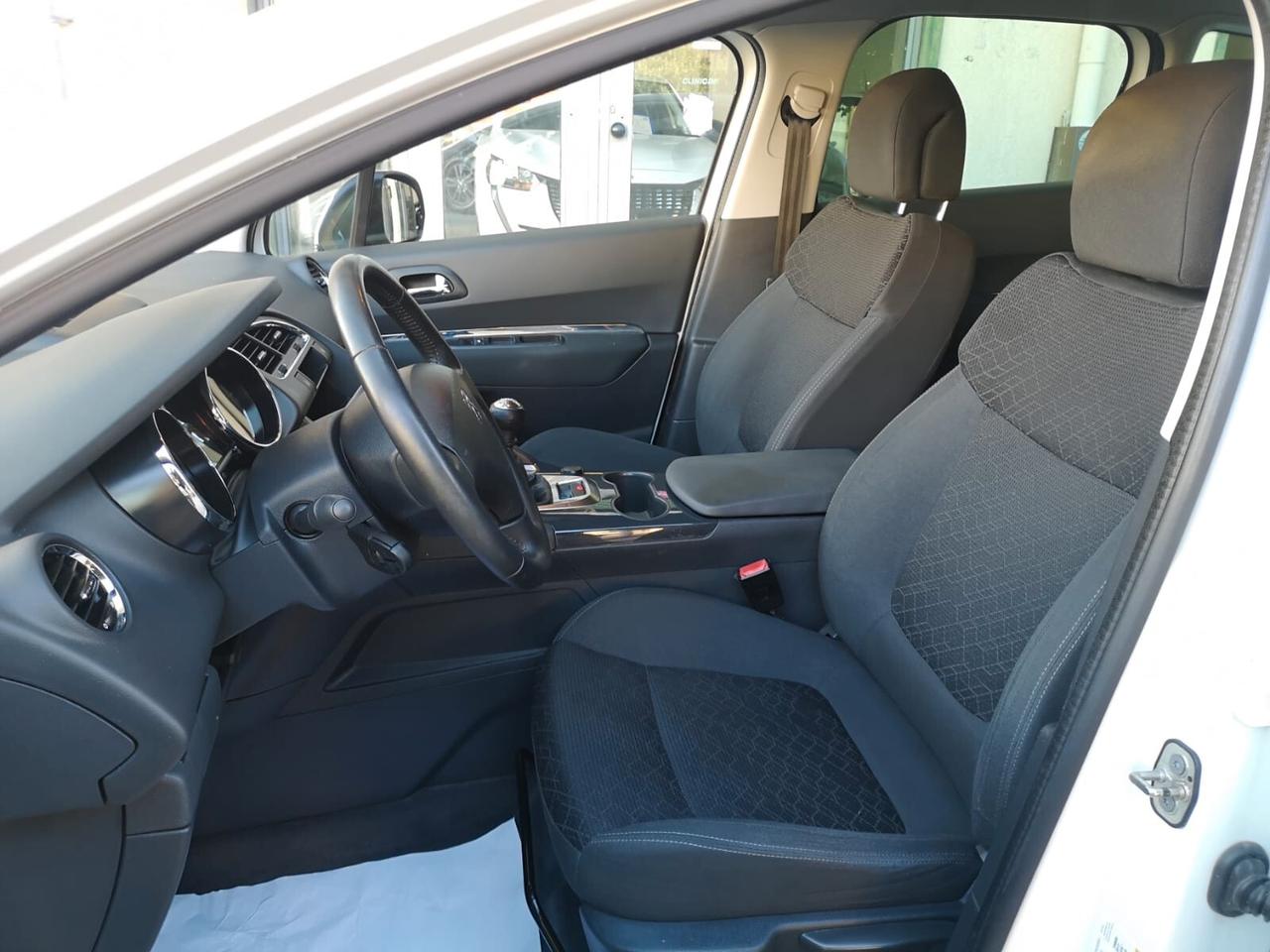 PEUGEOT 3008 1.6 HDi 115 CV Active 2015