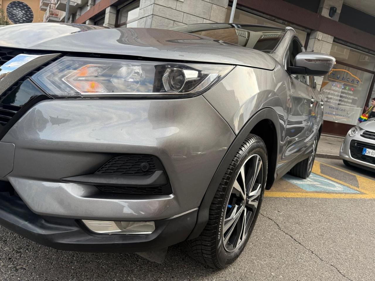 Nissan Qashqai Acenta Premium 1.3 DIG-T #5629