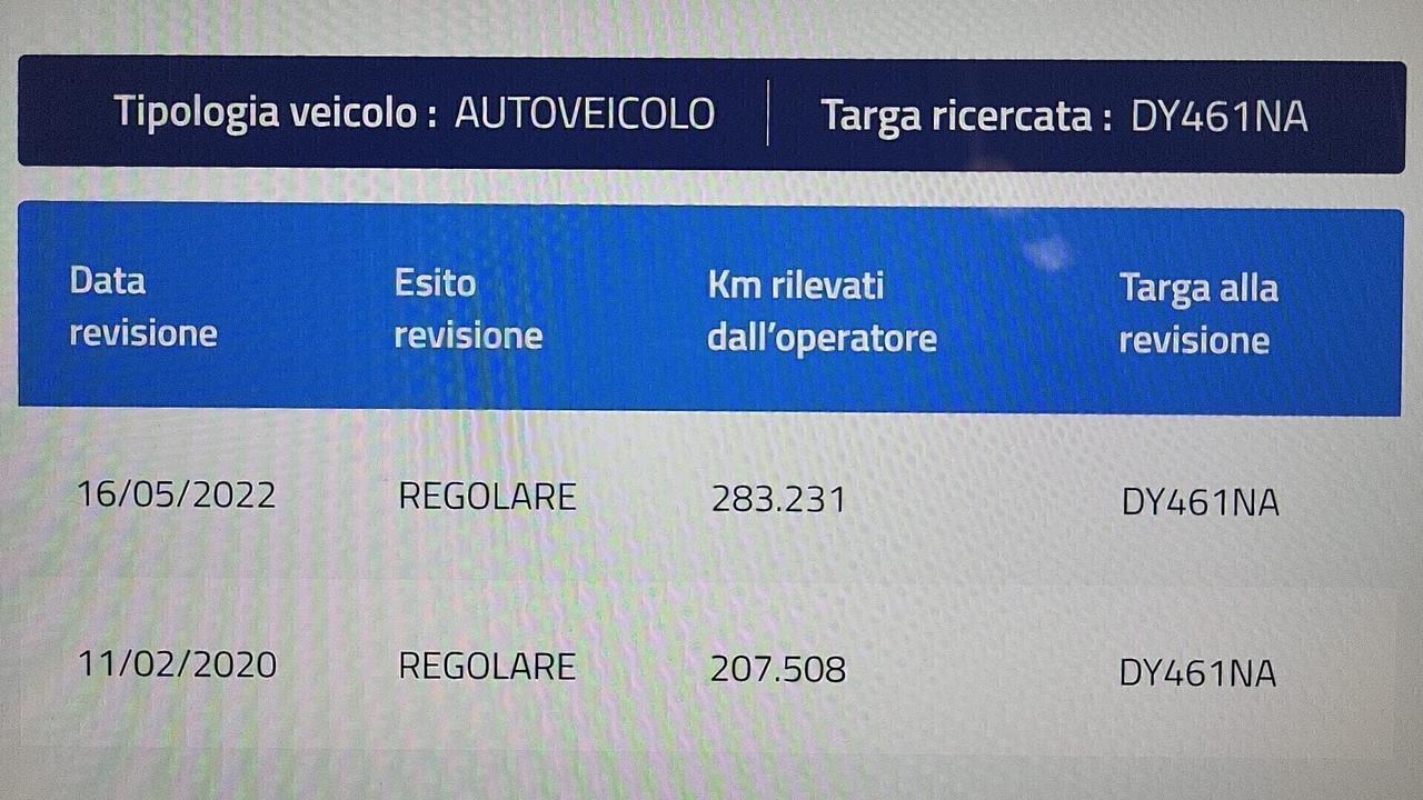 VOLKSWAGEN GOLF PLUS 1,6 TDI-FOTO TAGLIA E REVISIO